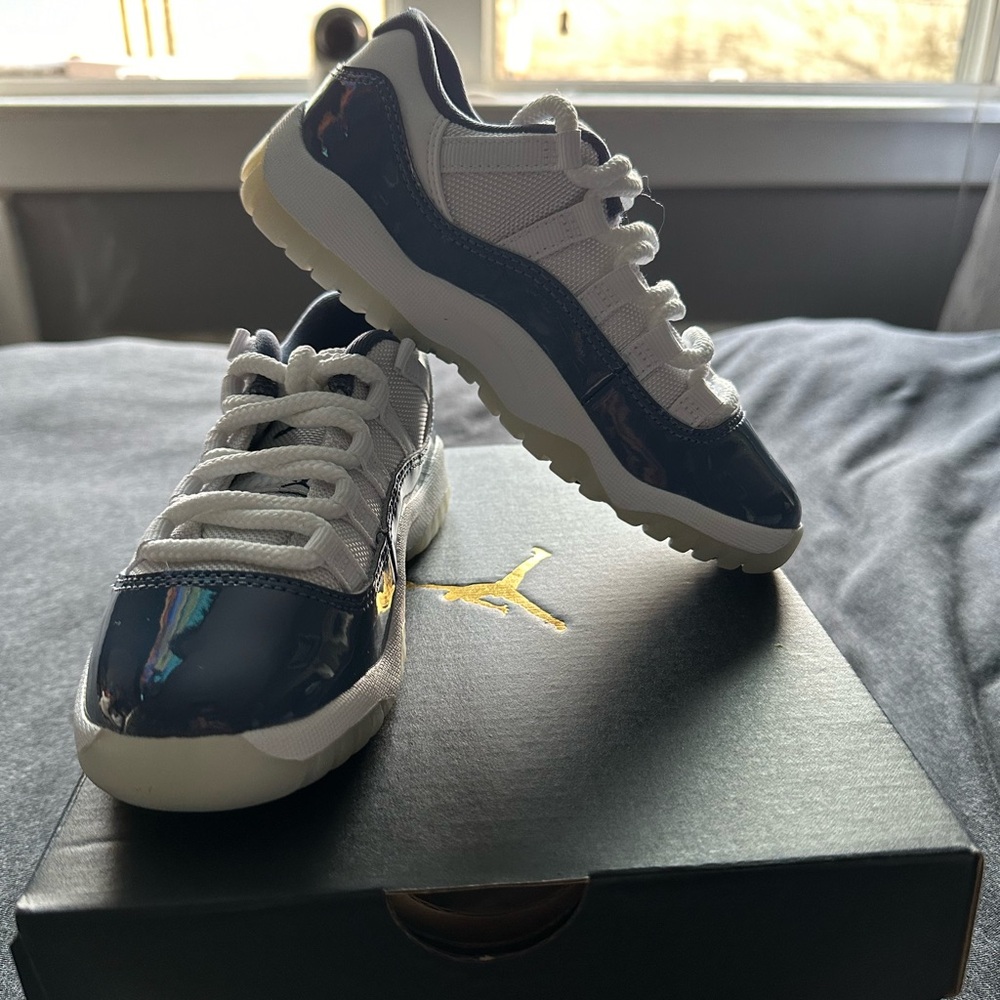 Air Jordan 11 Retro Low "Diffused Blue size 13 kids just released